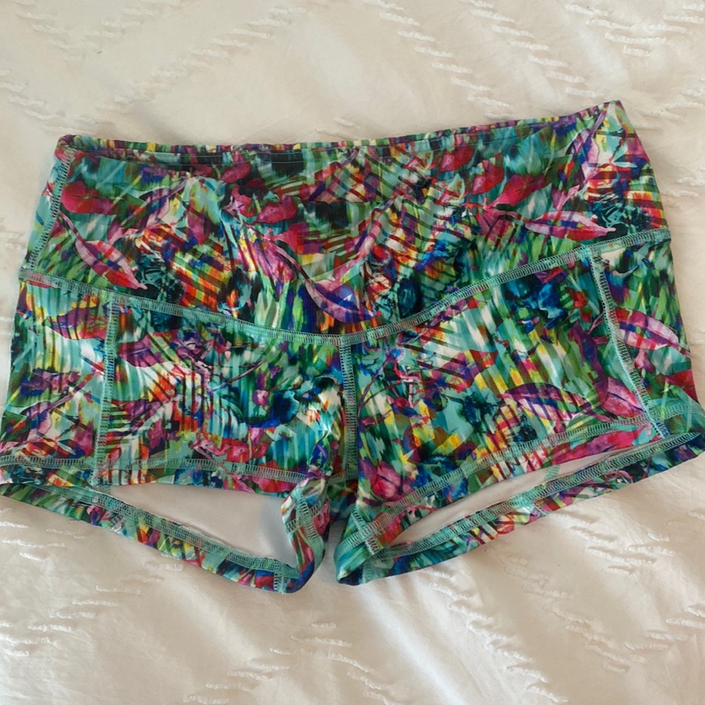 FLEO shorts medium LRC